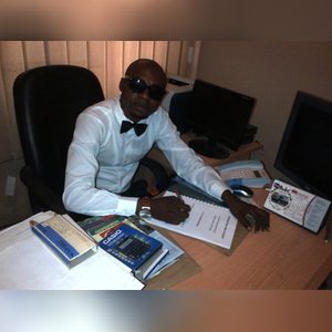 ilogu, online dating profile photo