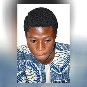 ajayiola, online dating profile photo