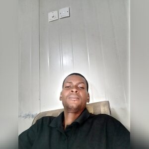 hidhowhu, online dating profile photo