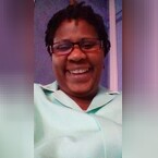 ladyofdhouse, online dating photo