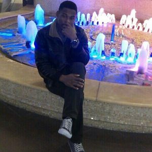ngeneosi, online dating profile photo