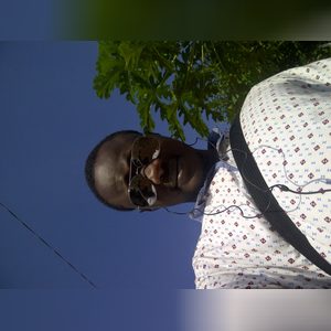 folarin7, online dating profile photo