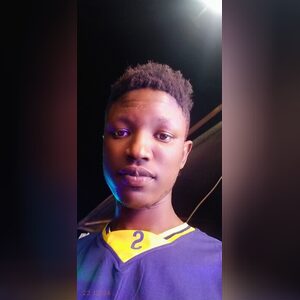 ajutobz, online dating profile photo