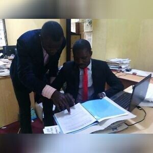 dav, online dating profile photo