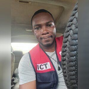 udemedaniel, online dating profile photo