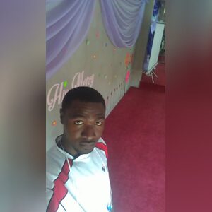 fbanky, online dating profile photo