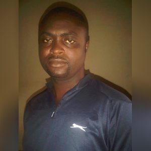 festos, online dating profile photo