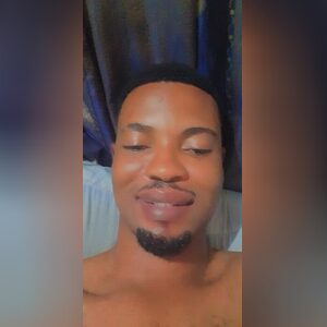 akinluv, online dating profile photo