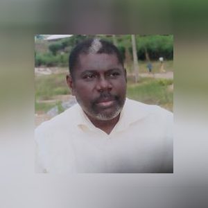 karlzjorje, online dating profile photo