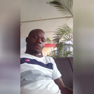 okedara, online dating profile photo